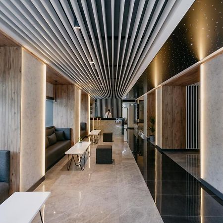 The Blue Hotel Izmir Exterior photo