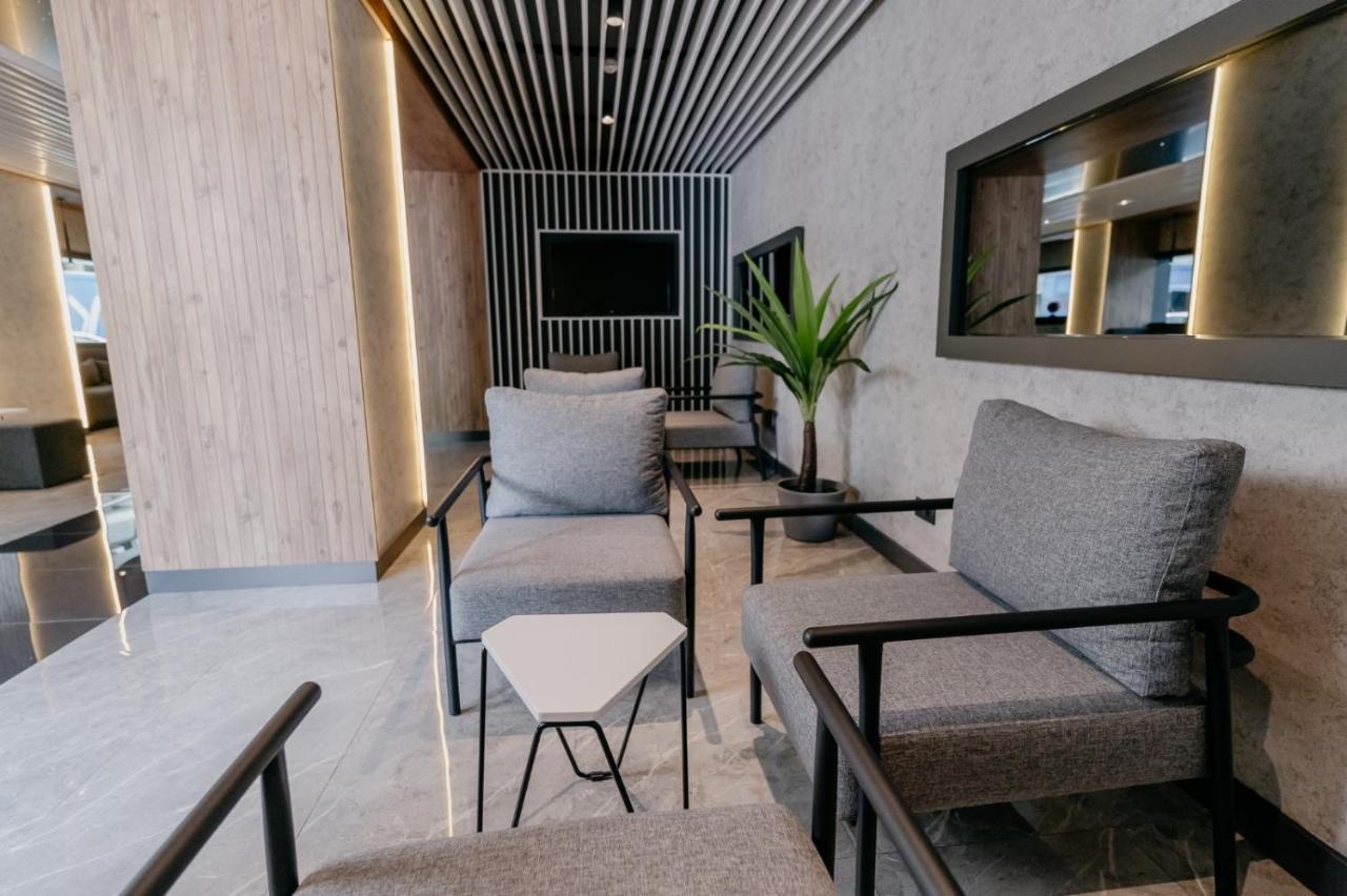 The Blue Hotel Izmir Exterior photo